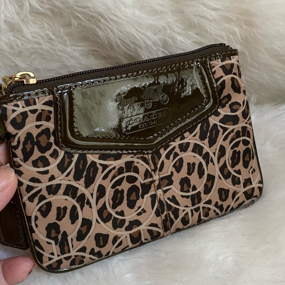❌SOLD❌Coach Madison Ocelot Leopard Print Sateen Fabric/Leather Wristlet
